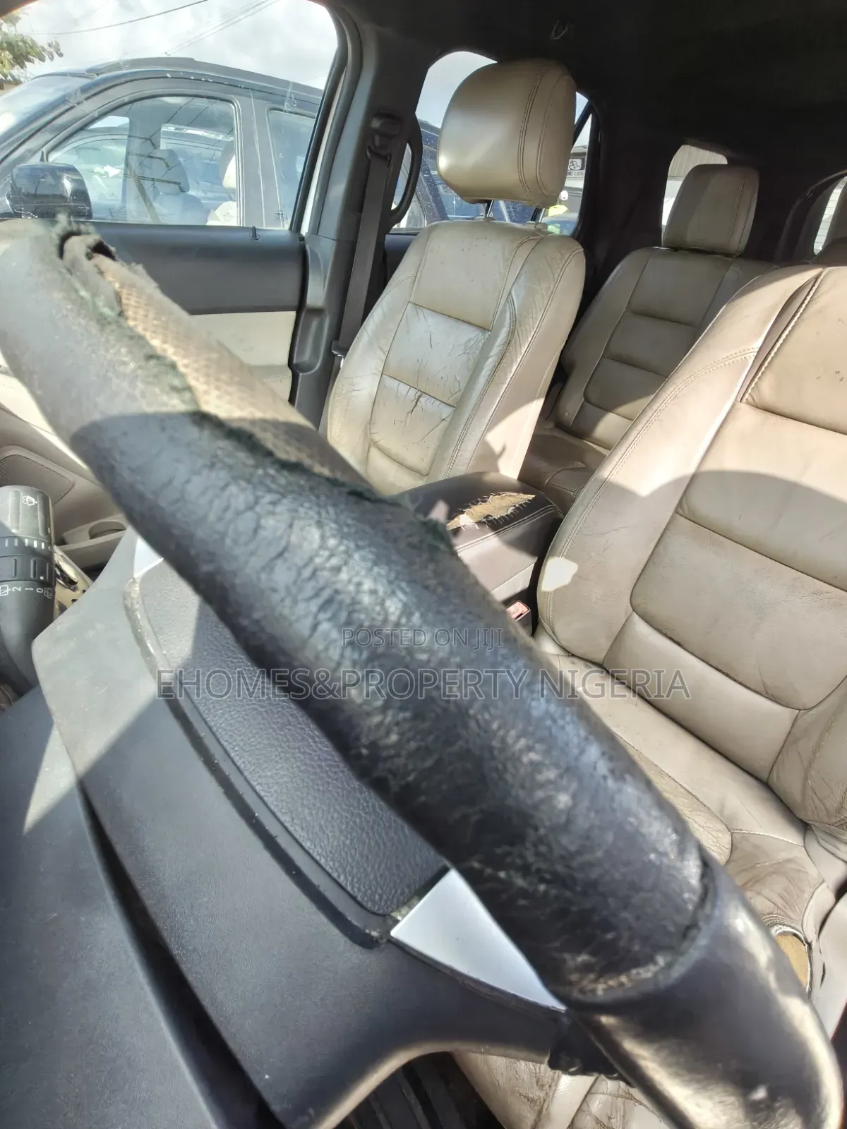 Ford Explorer 2014 Off white