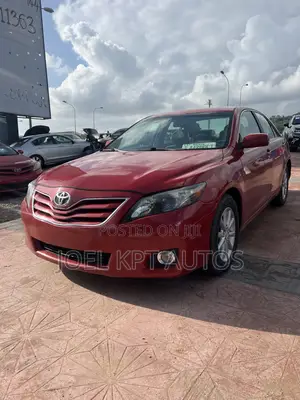 Toyota Camry 2011 Red