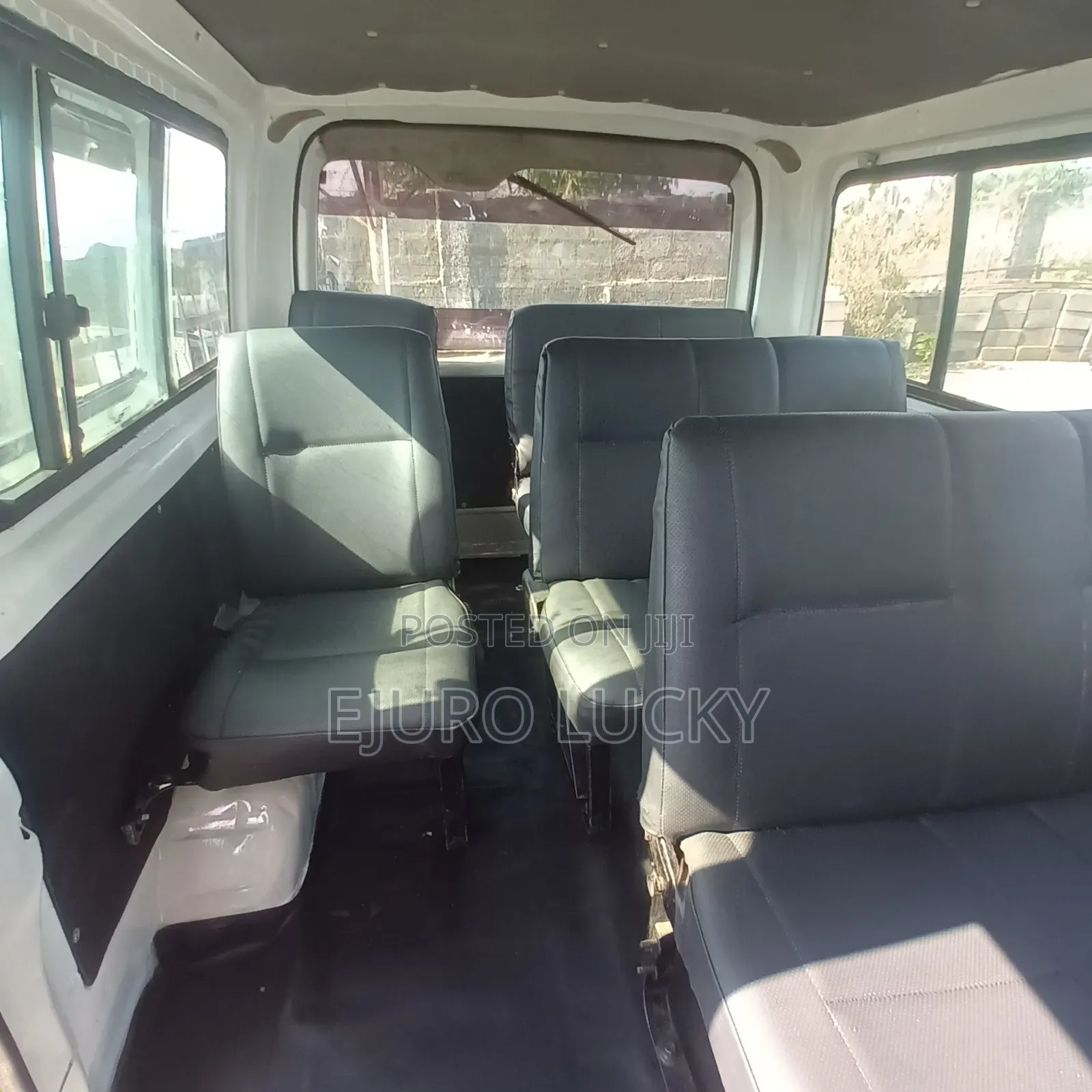 Toyota HiAce 2012 White