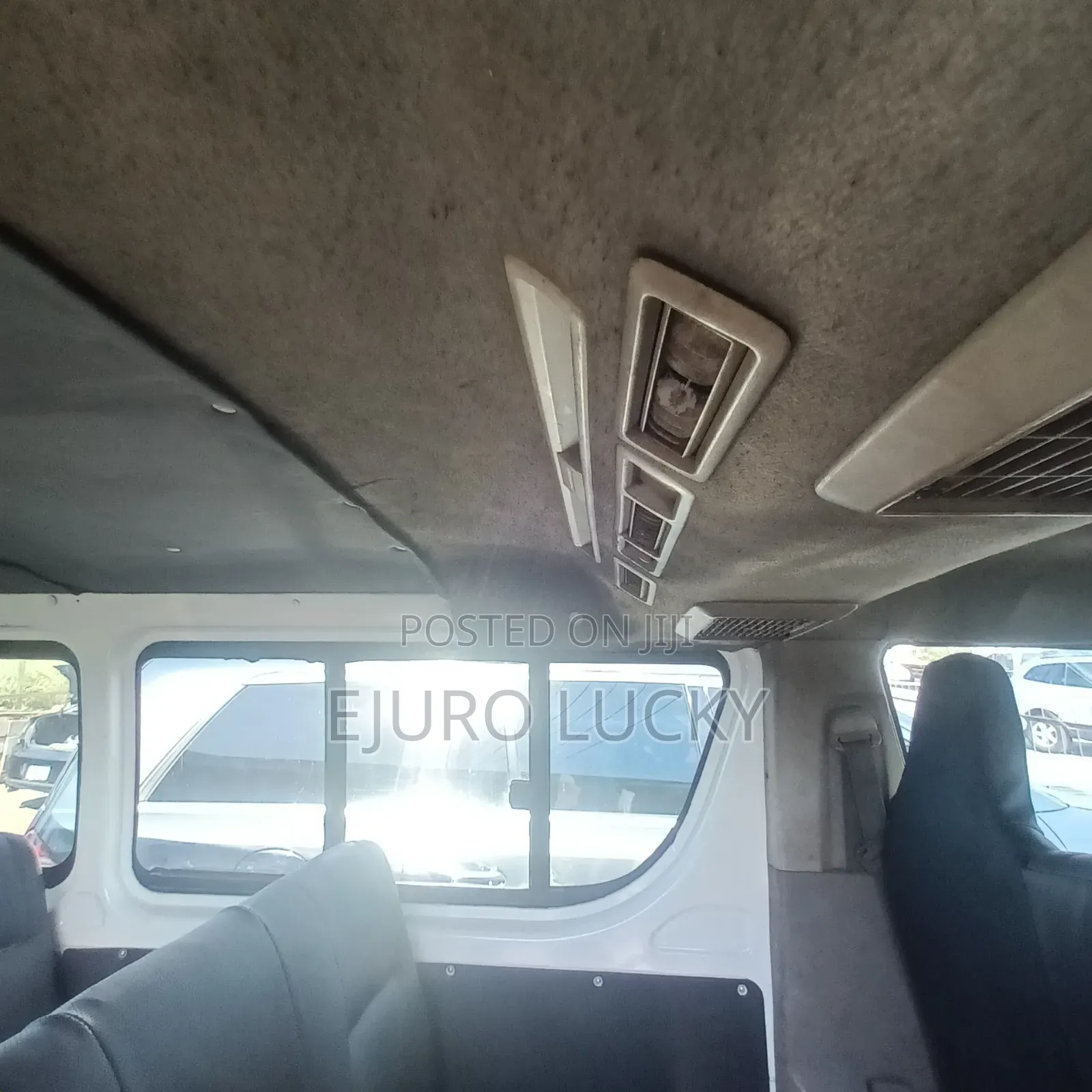 Toyota HiAce 2012 White
