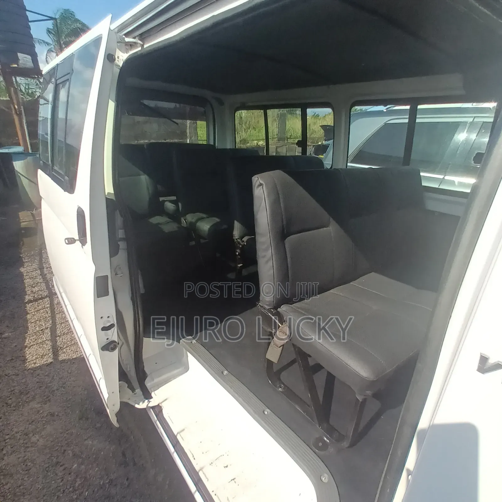 Toyota HiAce 2012 White