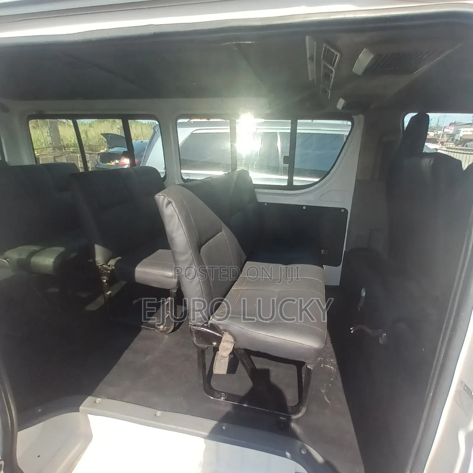 Toyota HiAce 2012 White