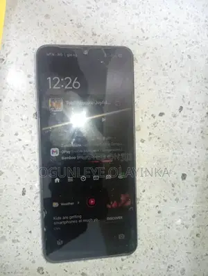 Mobile Phone 128 GB Silver