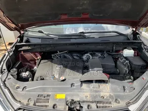 Toyota Highlander 2018 Burgundy