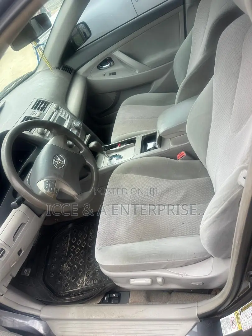 Toyota Camry 2011 Gray