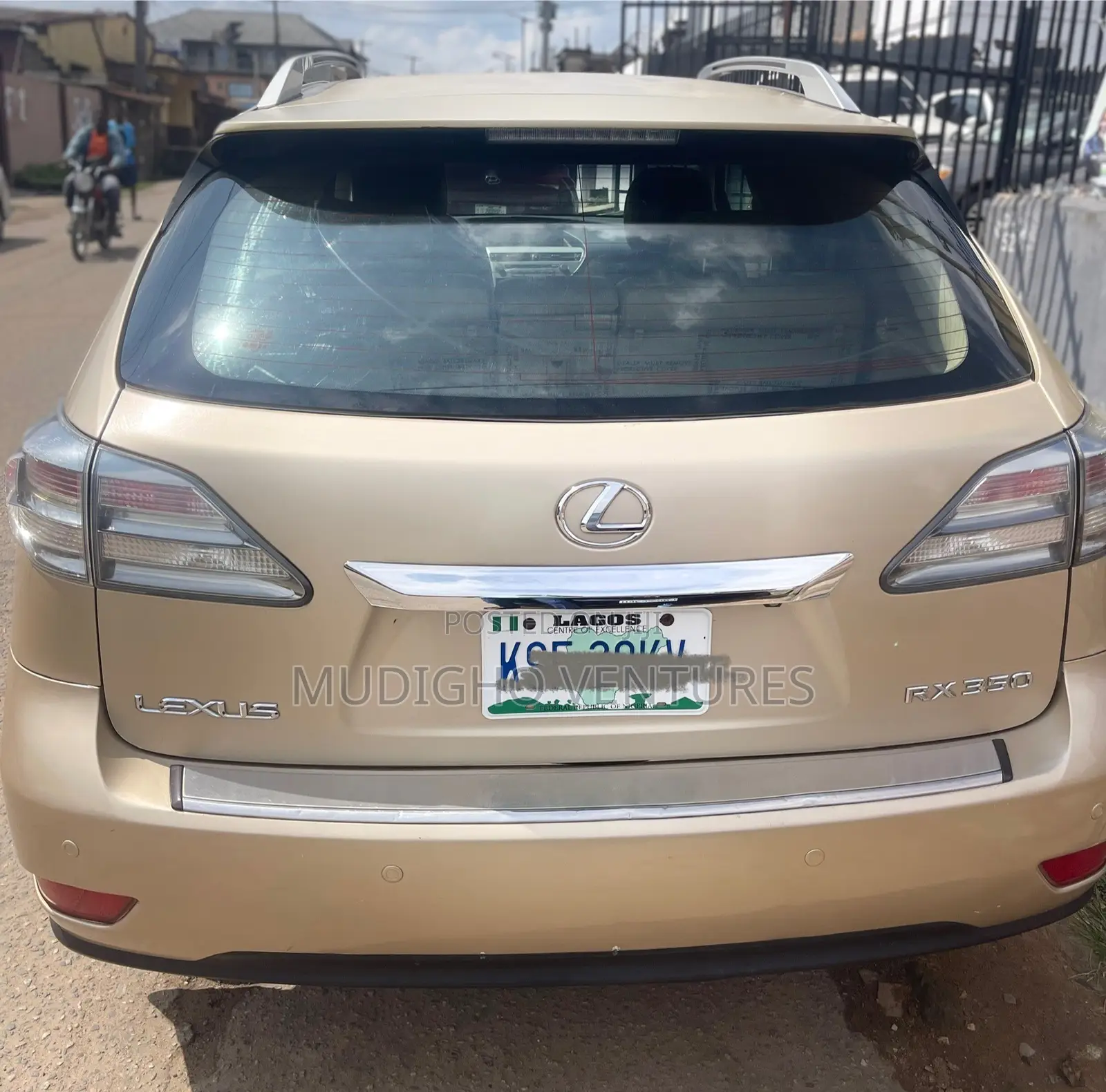 Lexus RX 350 2010 Gold