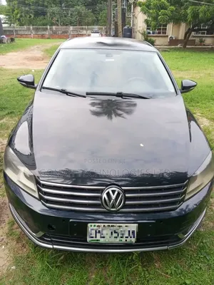 Volkswagen Passat 2012 Black