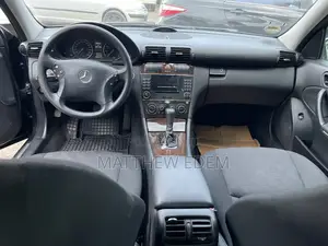 Mercedes-Benz C180 2007 Black