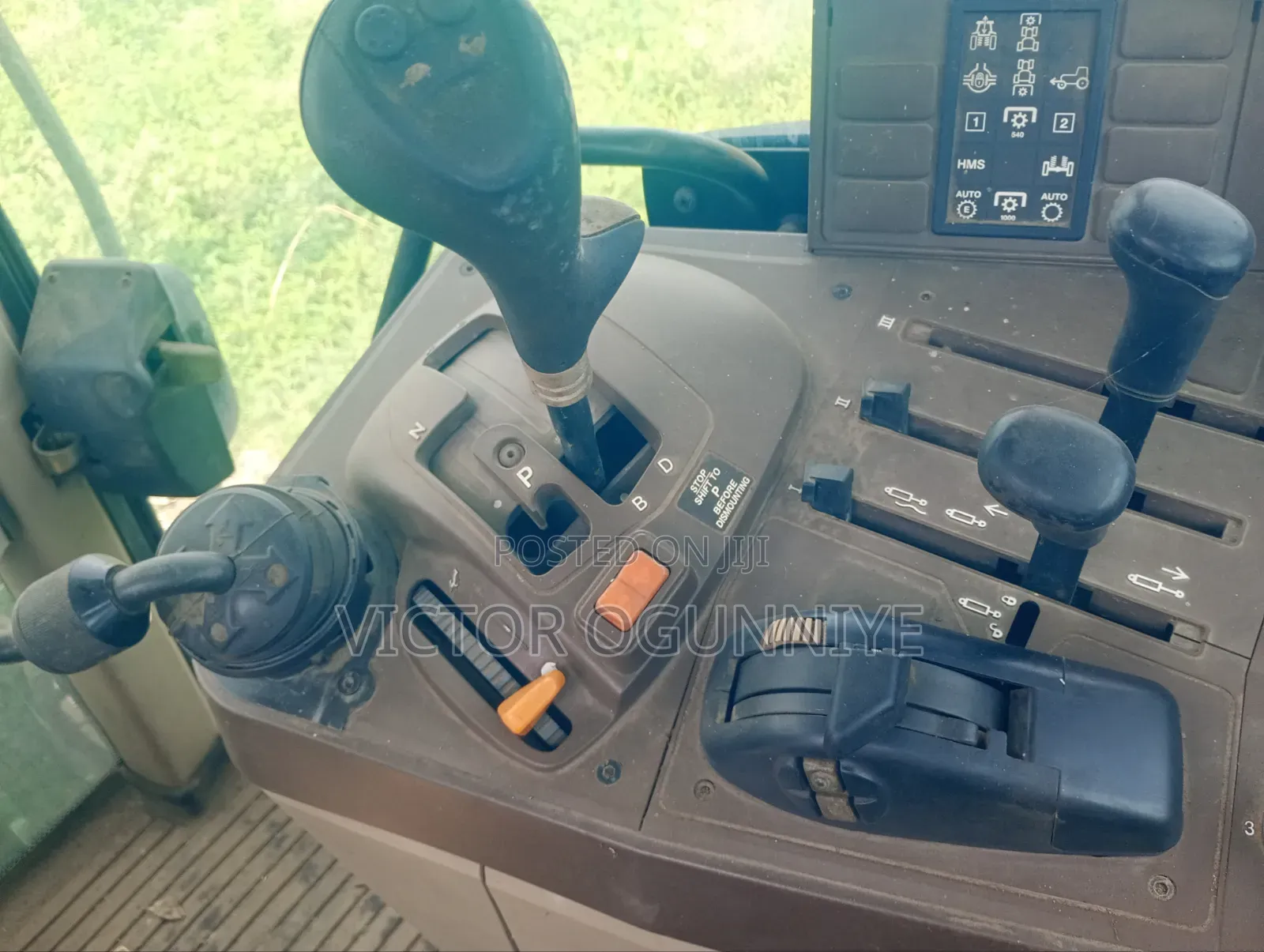 John Deere 6320 Tractor