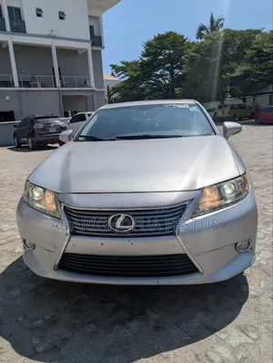 Lexus ES 2014 Silver