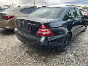 Mercedes-Benz C180 2007 Black