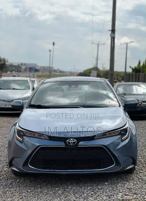 Toyota Corolla LE 2020 Blue