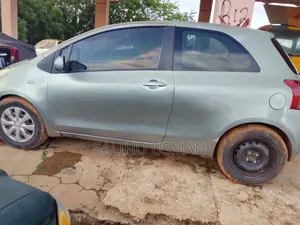 Toyota Yaris 2007 Green