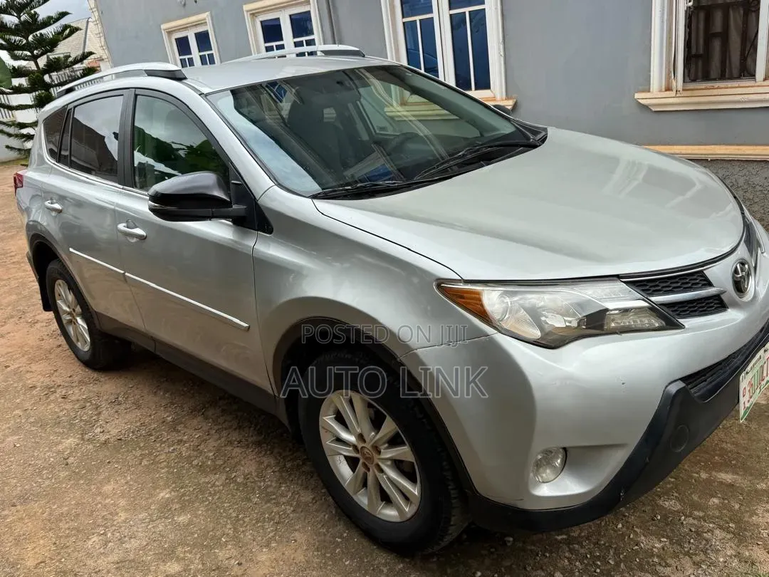 Toyota RAV4 2015 Silver