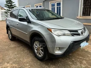 Toyota RAV4 2015 Silver