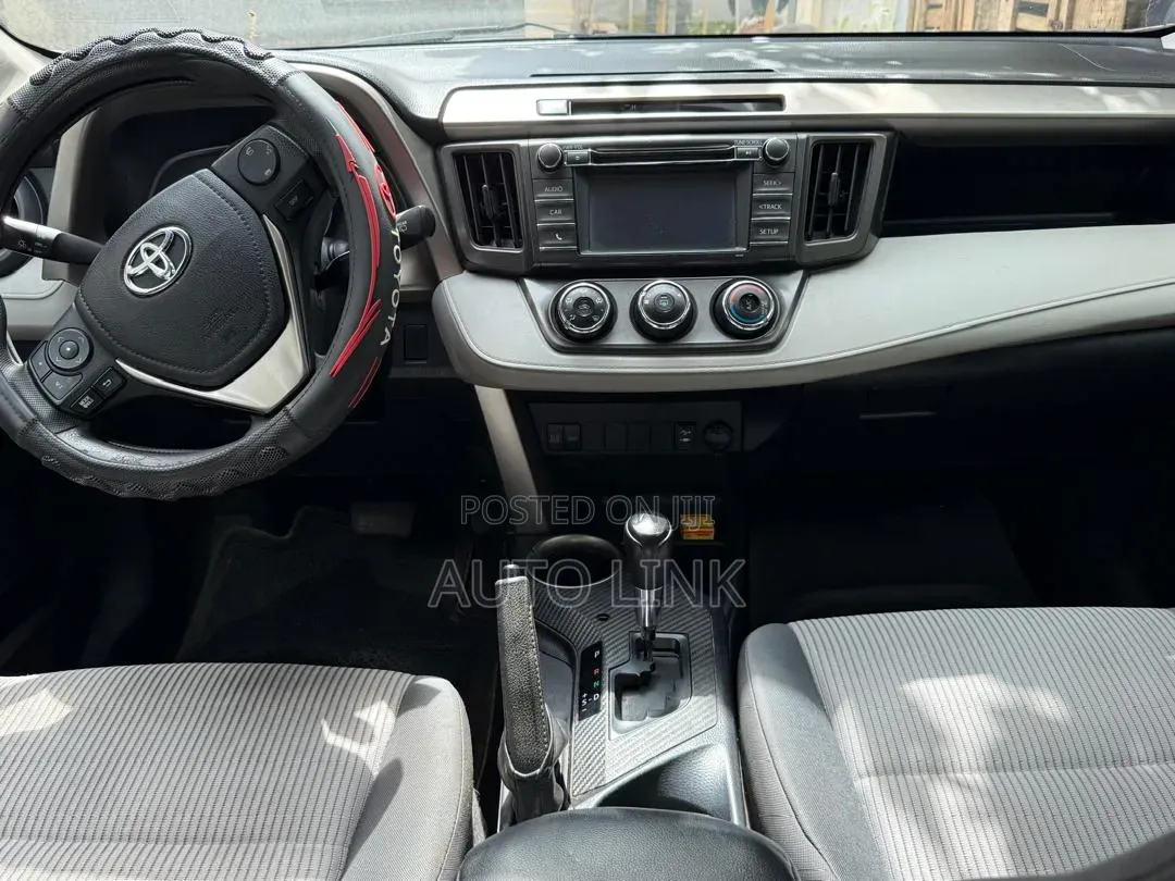 Toyota RAV4 2015 Silver