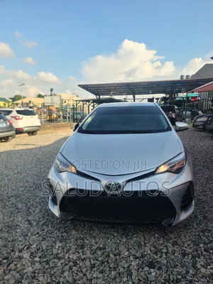 Toyota Corolla LE Eco (1.8L 4cyl 2A) 2019 Silver