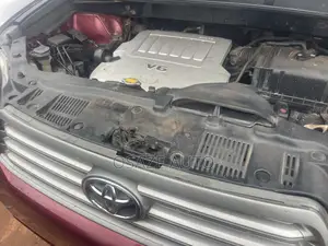 Toyota Highlander 2010 Red