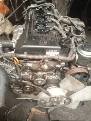 2TR Engine for Hilux, Prado, HIACE Buses
