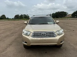Toyota Highlander 2008 Gold