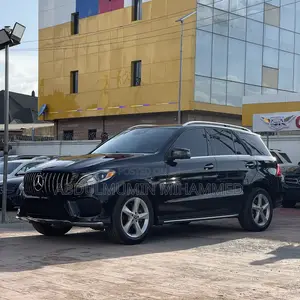 Mercedes-Benz GLE-Class 2018