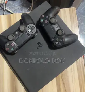 Play Station 4(ps 4) Slim