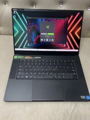 Laptop Razer Blade 16GB Intel Core i7 SSD 1T