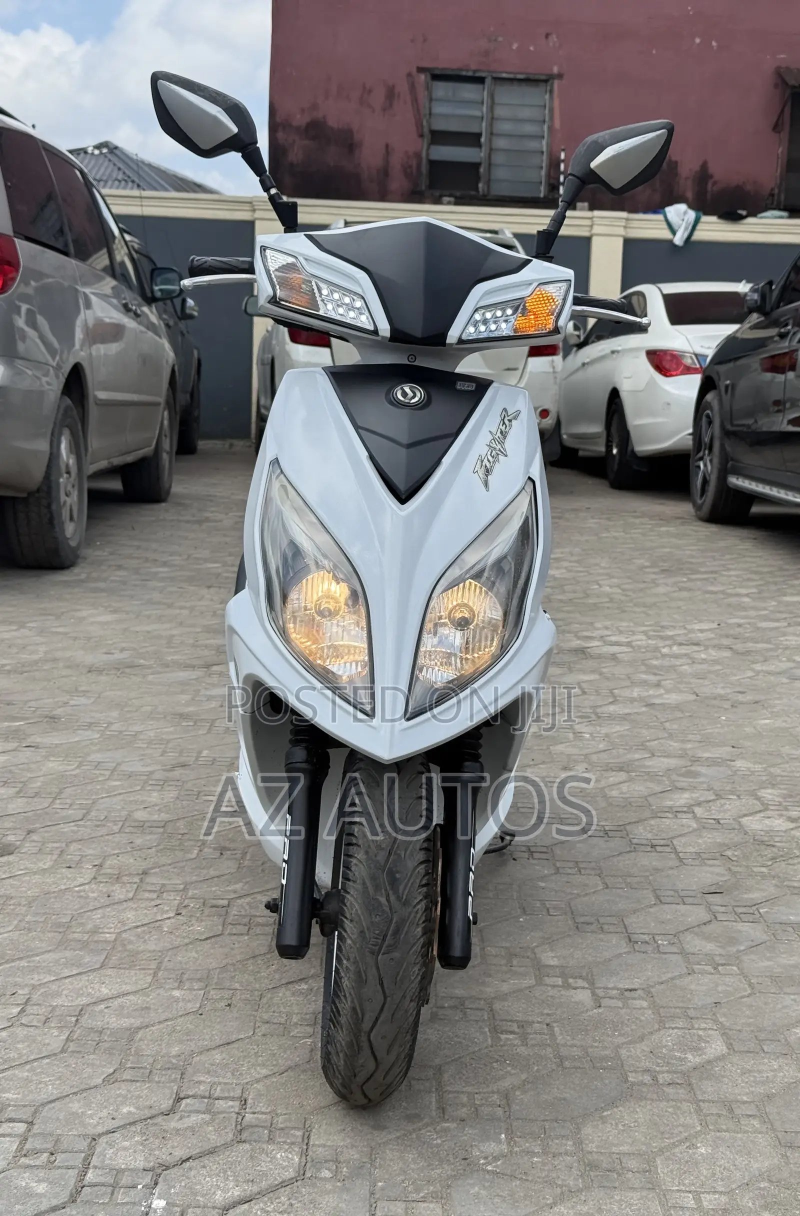 SYM XPro 2019 White
