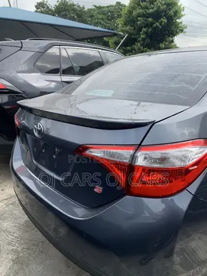 Toyota Corolla 2016 Gray