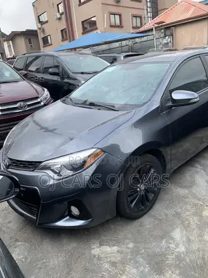 Toyota Corolla 2016 Gray