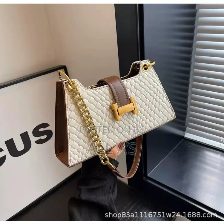 Simple Underarm Bag