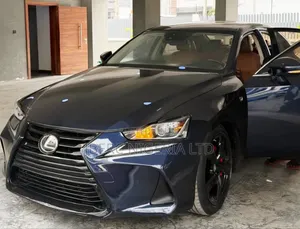 Lexus IS 2017 Blue