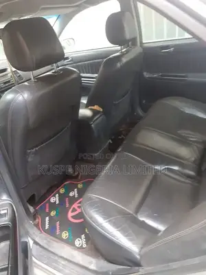 Toyota Camry SE V6 4dr Sedan (3.3L 6cyl 5A) 2004 Silver