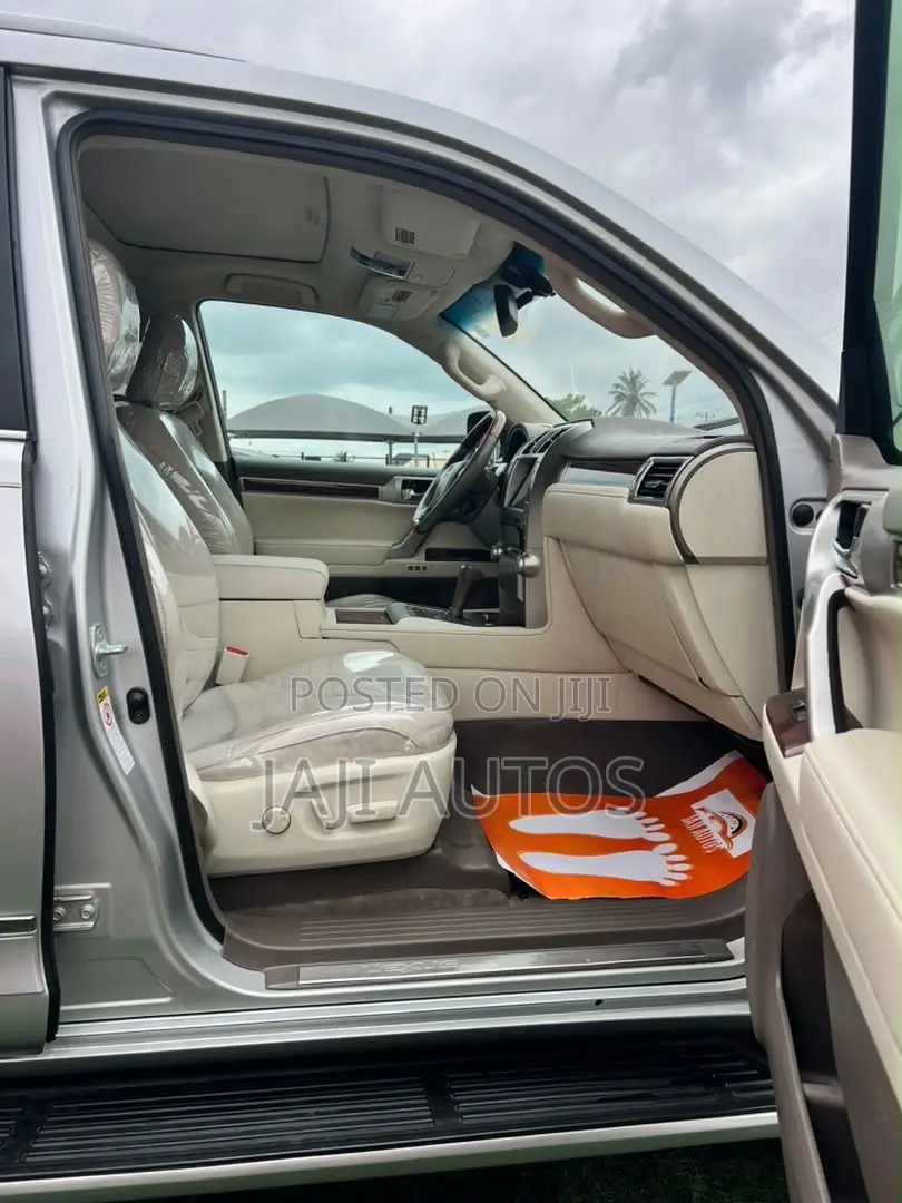 Lexus GX 460 2012 Silver