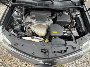 Toyota Camry SE 4dr Sedan (2.5L 4cyl 6A) 2015 Gray