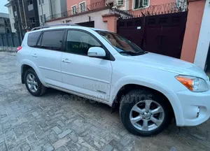 Toyota RAV4 3.5 Limited 4x4 2010 White