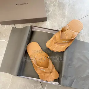 Premium Balenciaga Toe Flip Flops