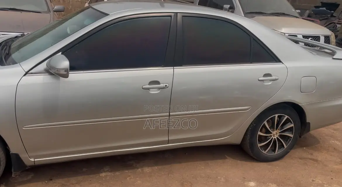 Toyota Camry 2003 Silver