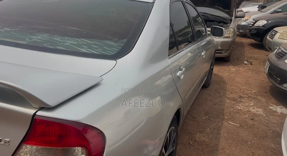 Toyota Camry 2003 Silver