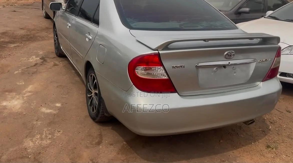 Toyota Camry 2003 Silver