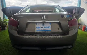 Honda City 2009 Gold