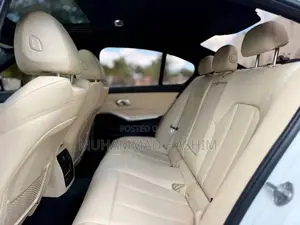 BMW 330i 2019 White