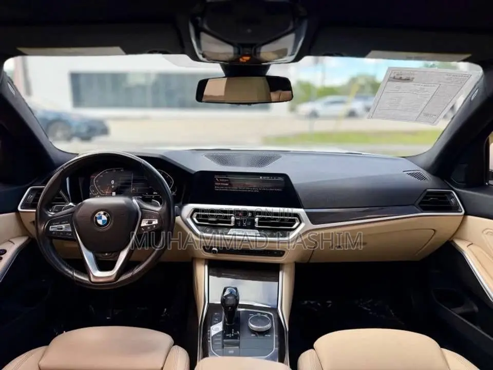 BMW 330i 2019 White