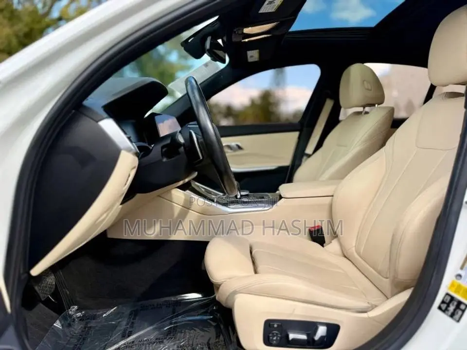 BMW 330i 2019 White