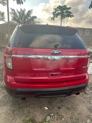 Ford Explorer XLT 4dr SUV AWD (3.5L 6cyl 6A) 2014 Red