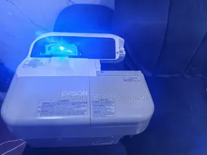Epson EB-470 2600 Lumens XGA 3LCD Ultra Short Throw Projector