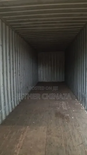 40ft Shipping Container (German)