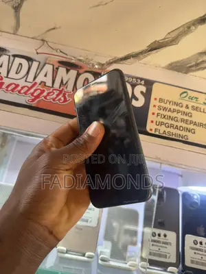 Apple iPhone 11 128 GB Black