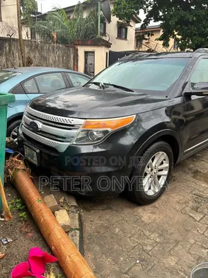 Ford Explorer 2016 Black