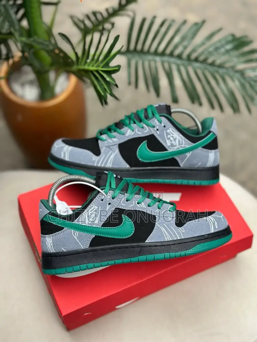 Nike SB Dunk Low Pro | Green/Black